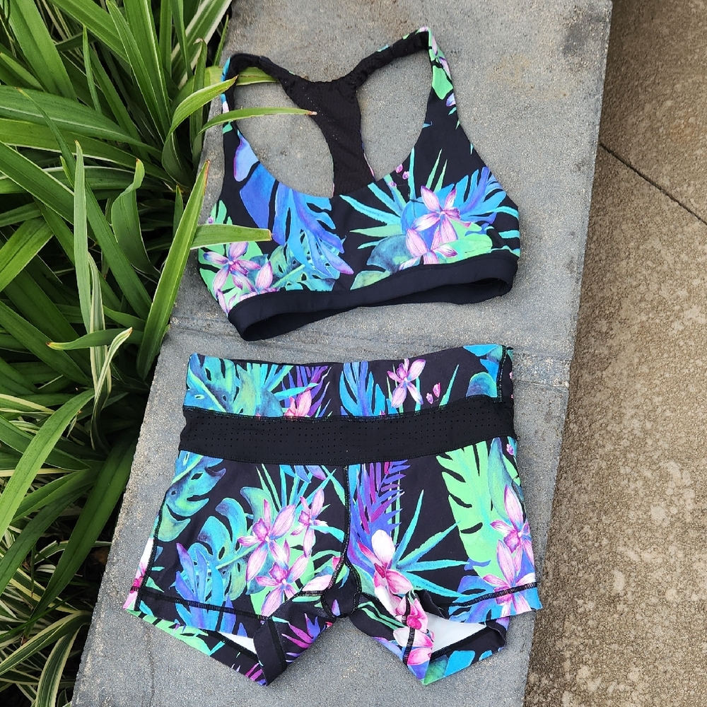 Tropical Print Women's Activewear Set